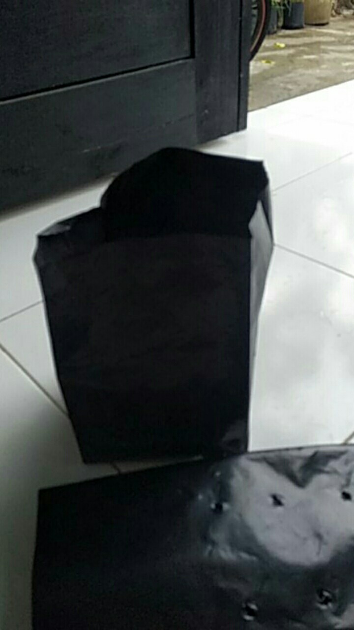 Polybag Ukuran 30x30 Untuk Media Tanam Harga Diatas Untuk 1pcs/1lembar