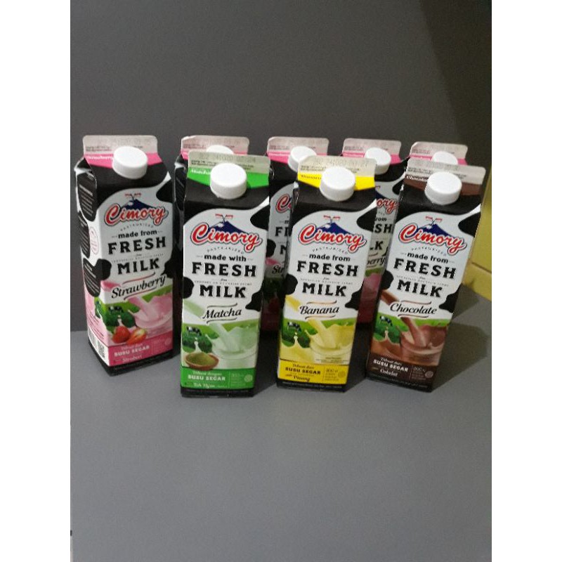 

Susu cair/Fresh Milk kemasan 1 liter