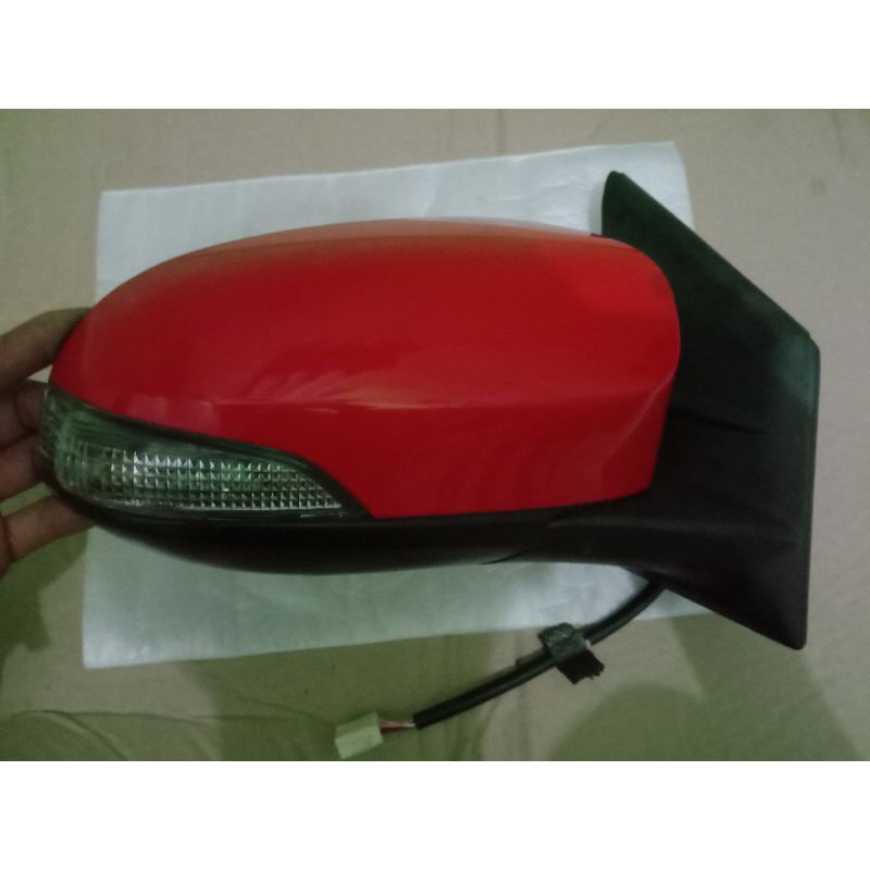 spion Toyota Sigra sisi kanan / spion Daihatsu calya, Kayla sisi kanan