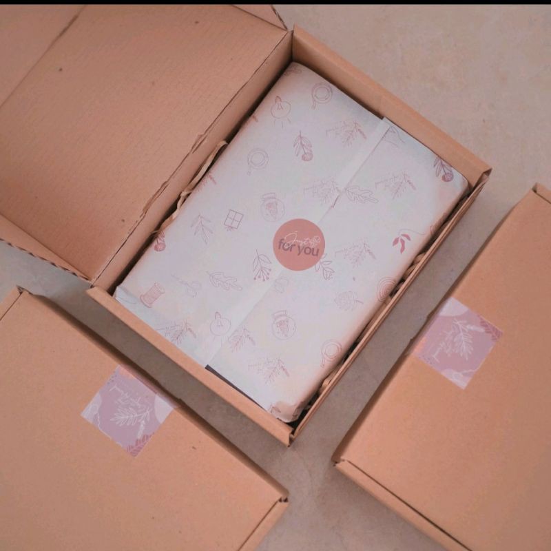 

Wrappingpaper 25x55cm 1 warna 40gr - pelapis hijab - kertas pembungkus