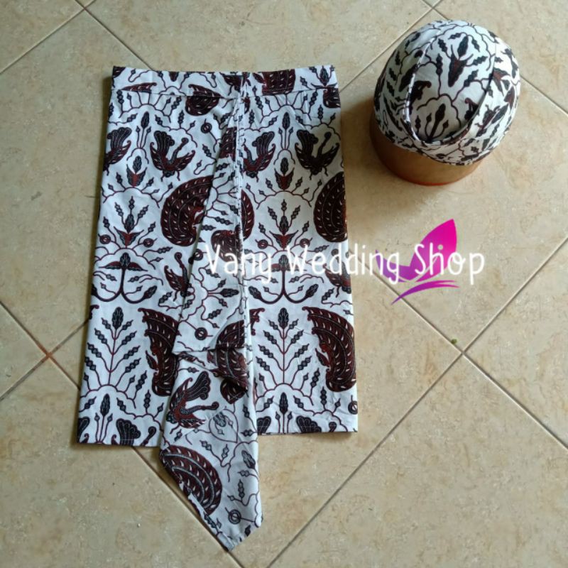 Saput Urang + Blangkon, Motif Sido Asih Cilik