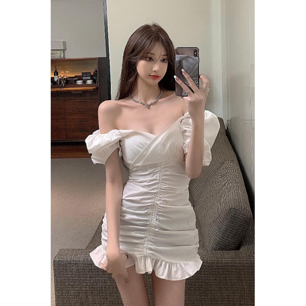 Dress v-neck lengan puff ruffles mengacak-acak ketat pinggul rok pendek wanita musim panas 2021 rok