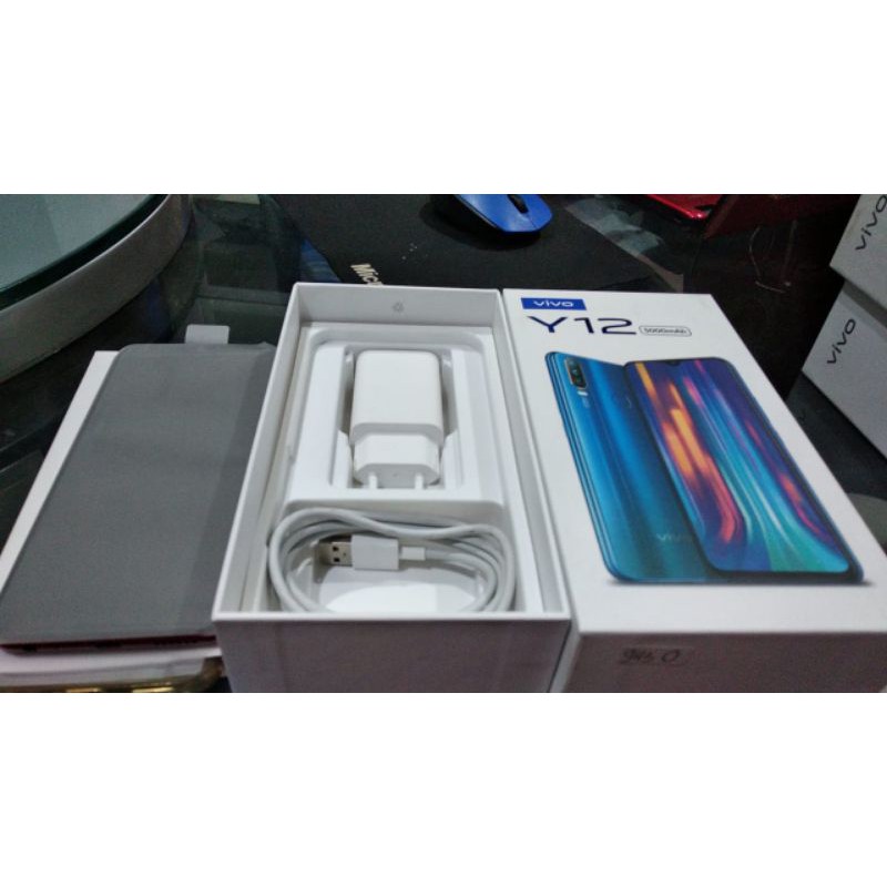 Vivo y12 second 3/32 gb