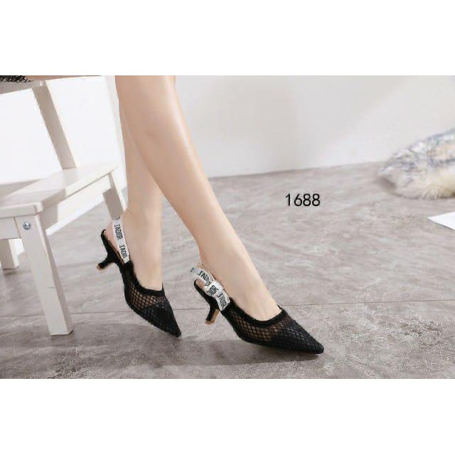 Sepatu HEELS 1688