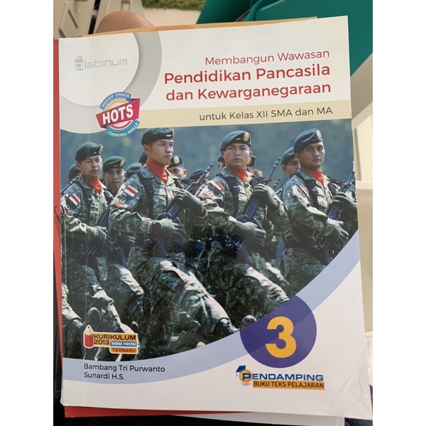 

Buku PKN Platinum