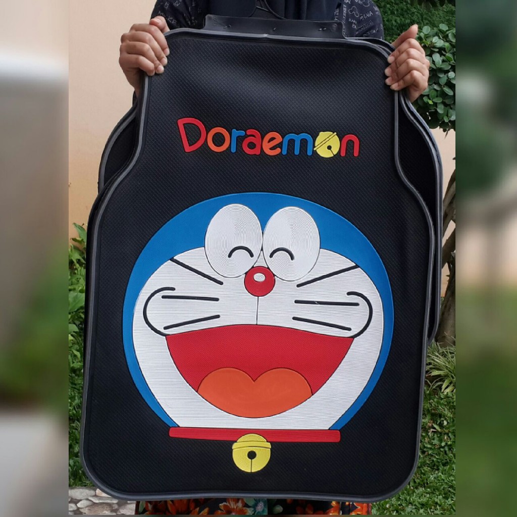 Karpet Mobil Berkualitas Doraemon