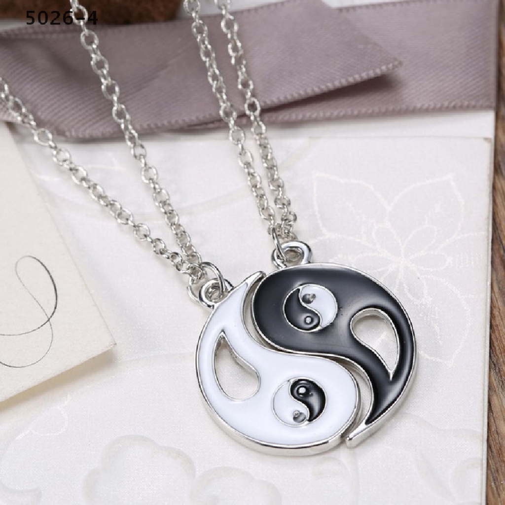 5026-4 2pcs Kalung Persahabatan Liontin Yin Yang Warna Hitam / Putih Untuk Pasangan