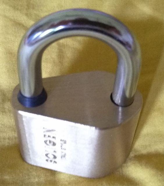 Gembok Soligen Per 40 Mm Pendek Kuningan Computer Key