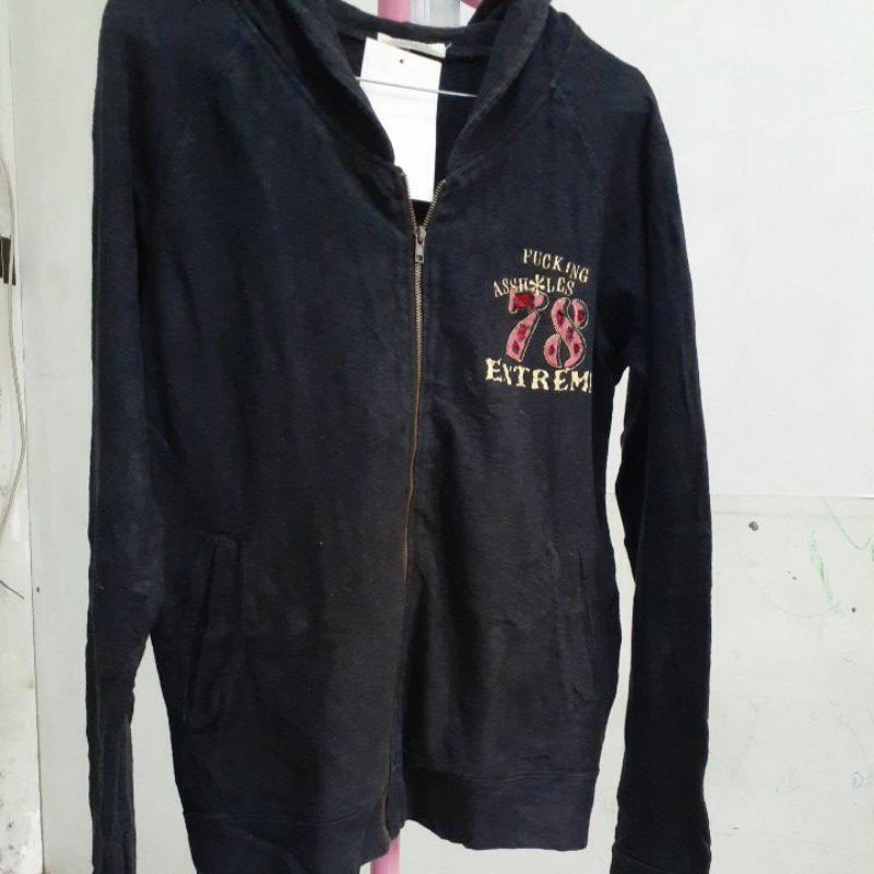 PL Hoodie warna hitam