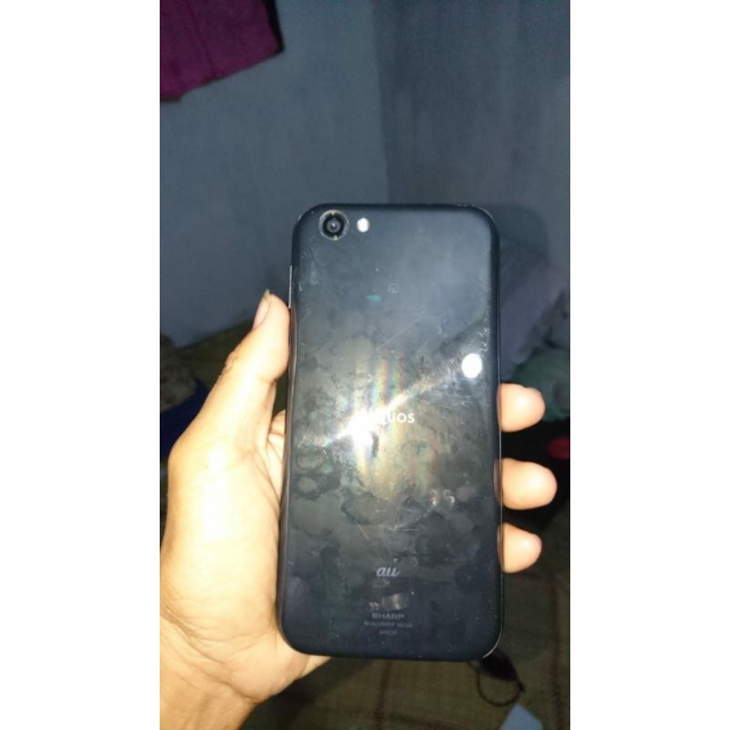 Sharp shv39 Aquos R second