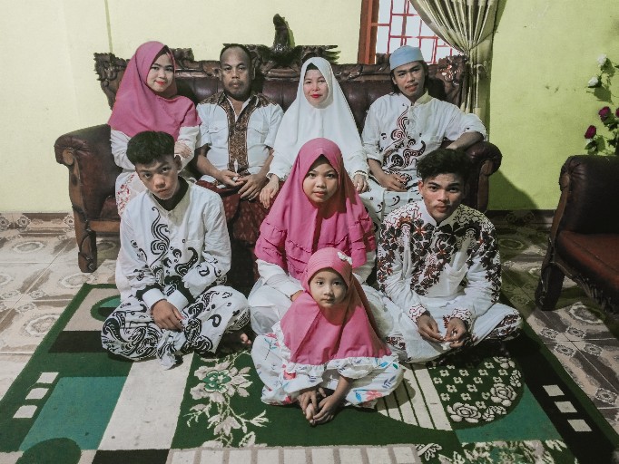 Setelan Sarung Dan Baju Koko Batik Motip Kopi Putih Sogan Batik Solo