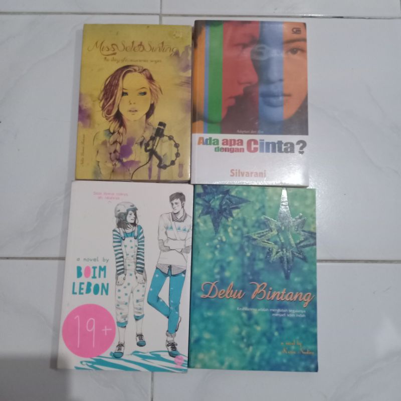 ( PROMO ) Obral paket murah ( isi 4 buku ) Novel remaja // fiksi // non fiksi // best seller // fantasi // romance // original // baru // new old stock-Paket 11