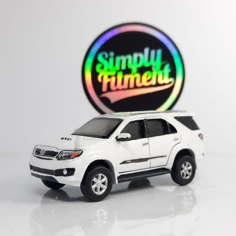 toyota fortuner vnt trd 1/64 resin models diecast limited