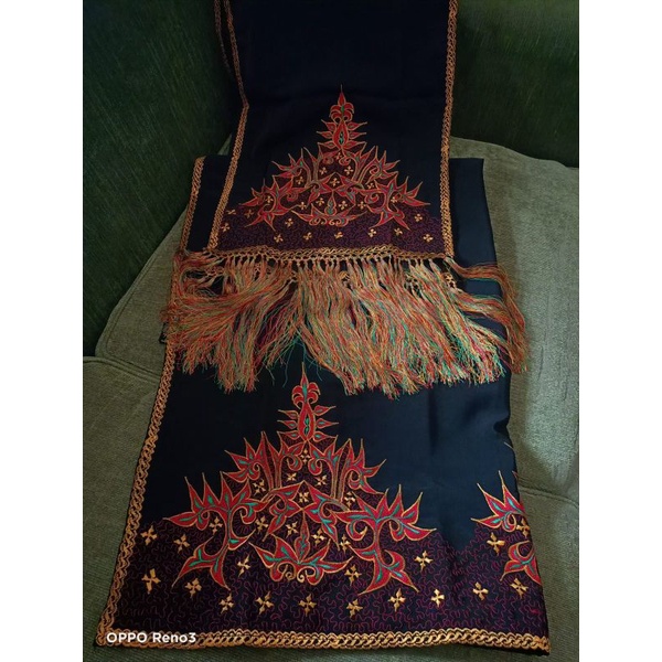 kain+selendang motif Aceh besar