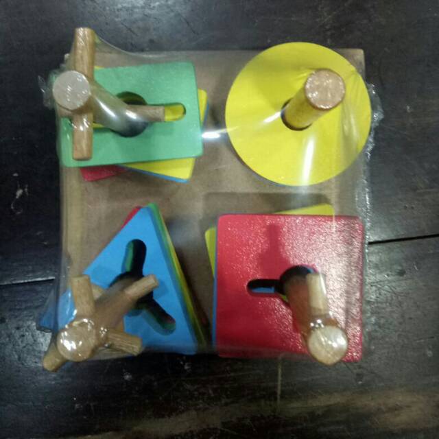 Jual APE Alat Peraga Edukatif - APE Menara Kunci 4 Tiang