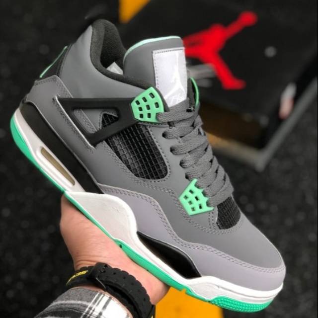 glow jordan 4