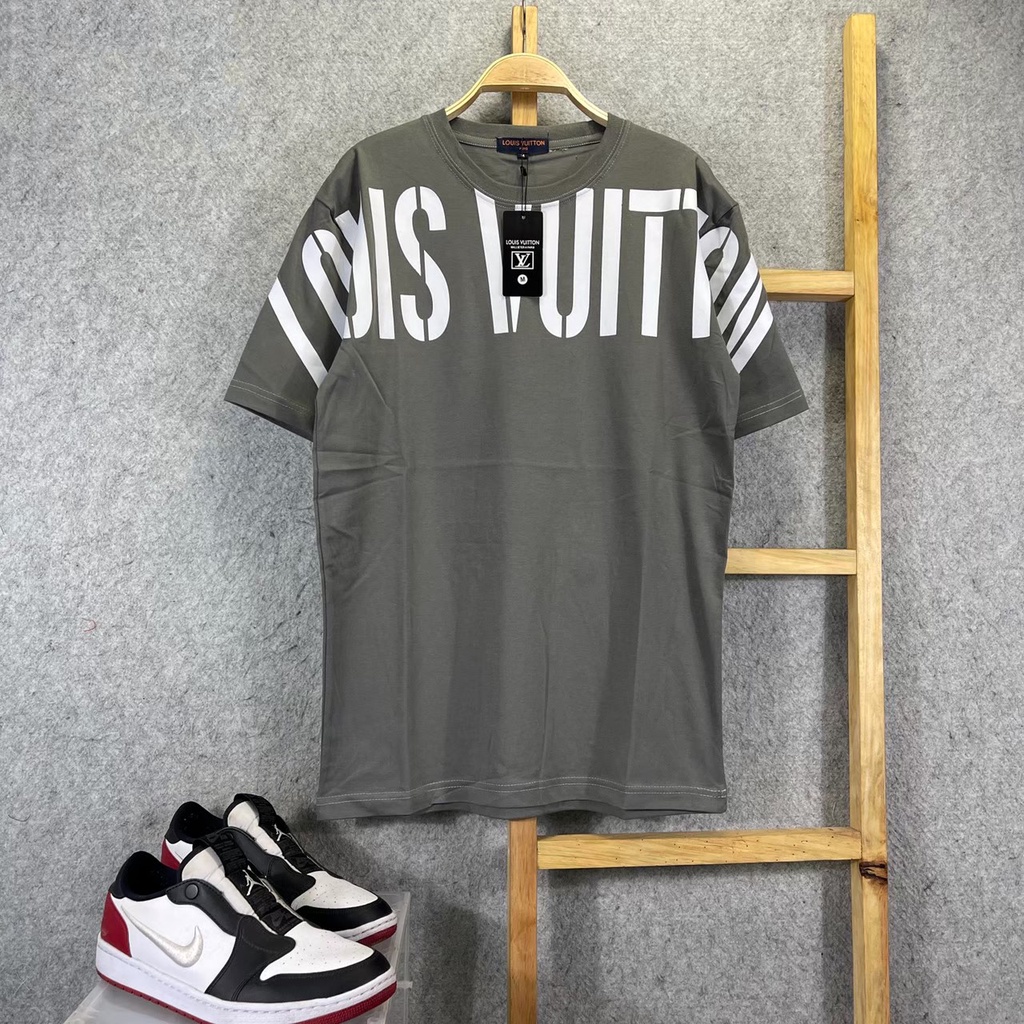 Tshirt L*uis vuitton Hype premium Quality size M L