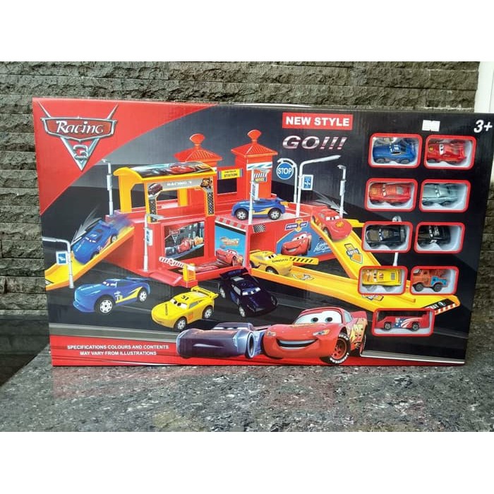 Mainan Cars 3 Parking Garage