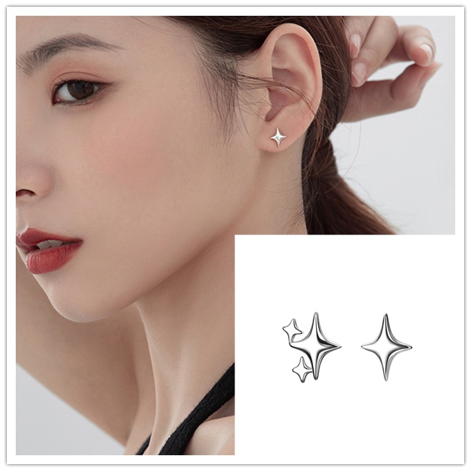 Anting Tusuk Motif Bintang Simple Warna Silver Untuk Wanita