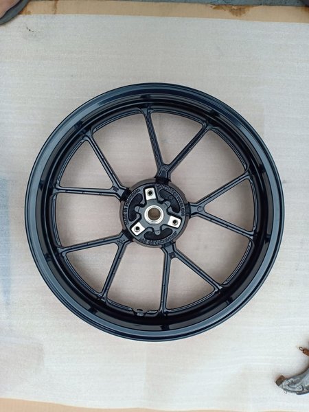 Velg Suzuki GSX 150 Original Velg Pelk GSX 150 R - GSX 150 S asli Ori bagian belakang Velg GSX R 150