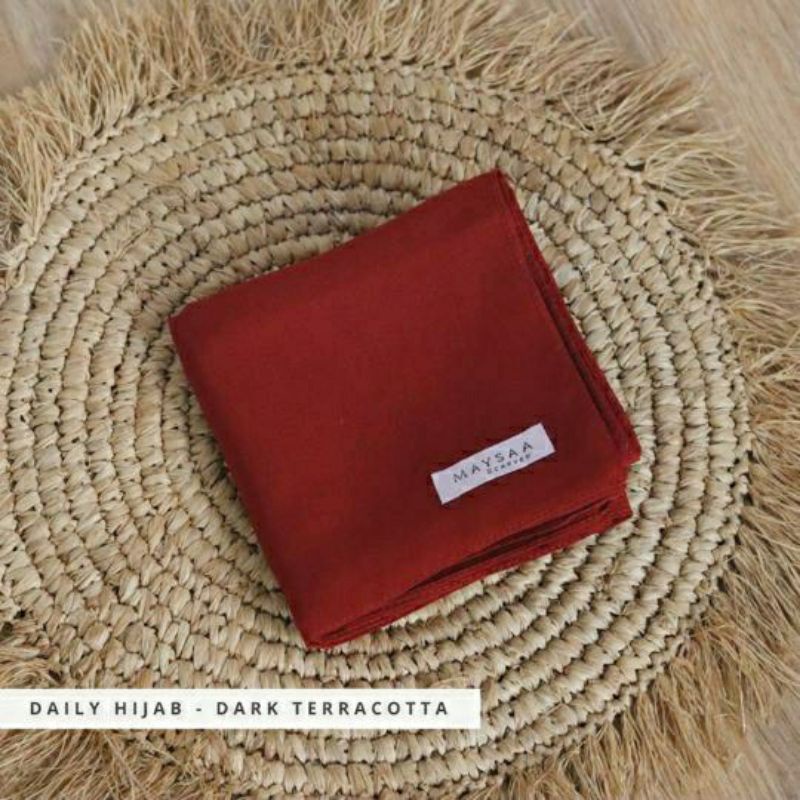 Katalog DAILY HIJAB SQUARE/ POLYCOTTON /Bella square-Dark Terracotta