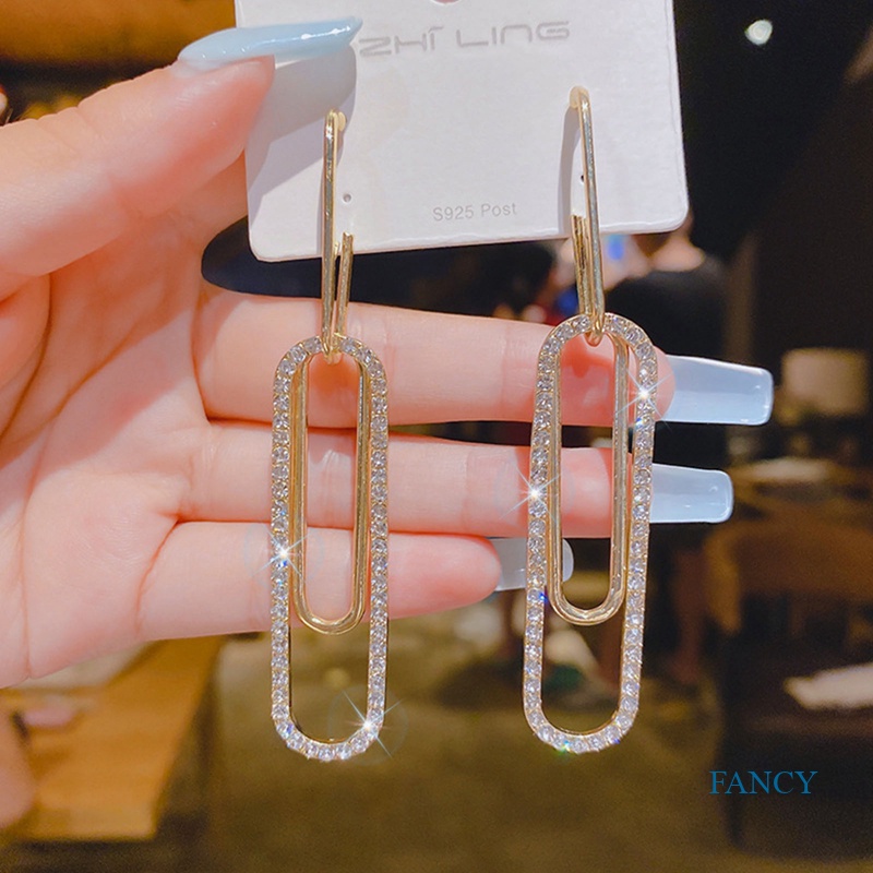 Anting Tusuk Gantung Panjang Desain Geometri Hias Kristal Berlian Imitasi Untuk Wanita