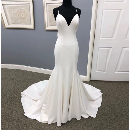 ‎Gaun Pengantin Putri Duyung Spaghetti Tali Gaun Pengantin Tanpa Lengan Gading Putih Busur