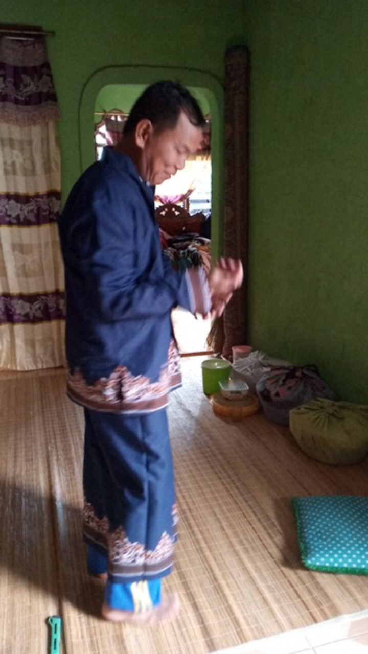 Batik Solo Pria Dewasa Sarung Setelan Baju Koko Tumpal Navi