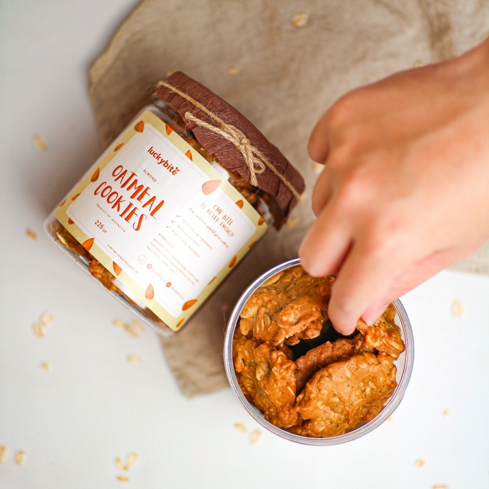 Oatmeal Cookies - Almond (225 gr) - LUCKYBITE