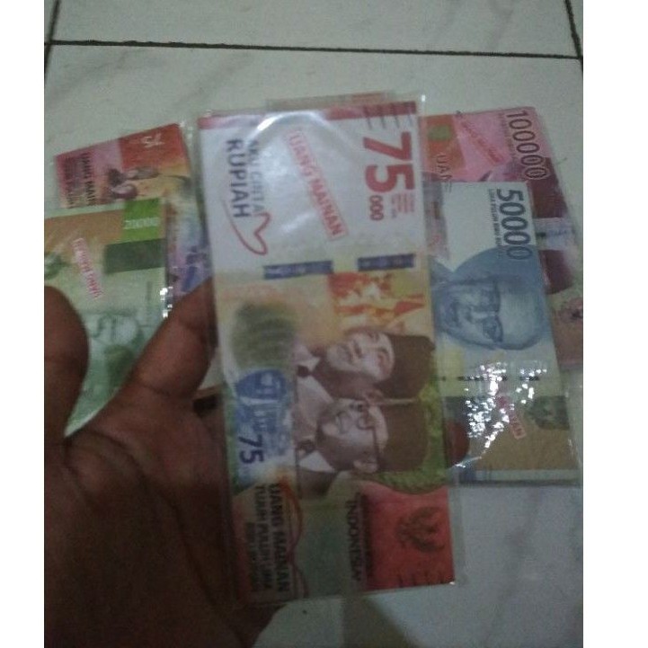 Mainan Anak Uang Uangan Mirip Asli/Duit Duitan