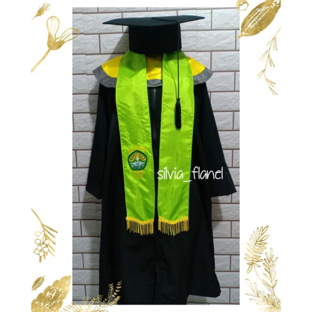 Baju wisuda