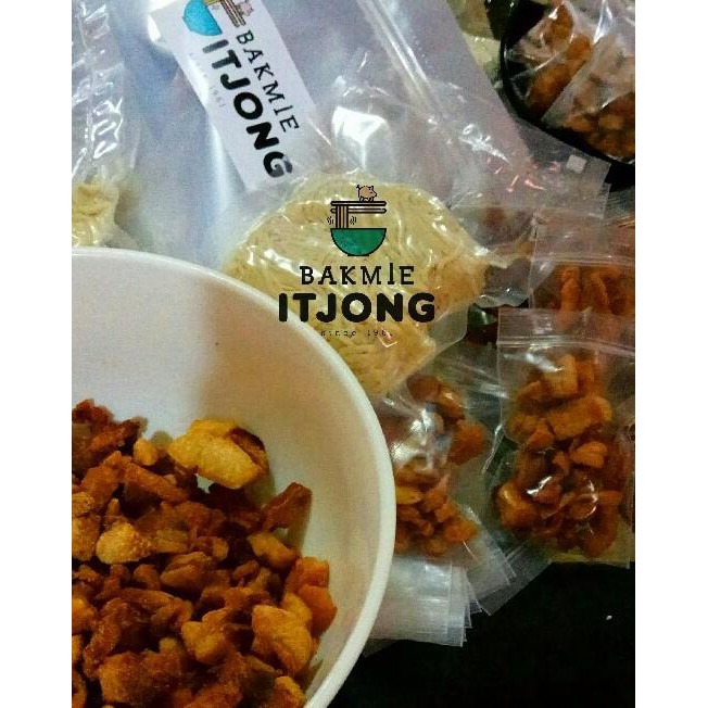 

Paket Bakmi Babi Itjong (1 Pouch isi 2 Porsi)