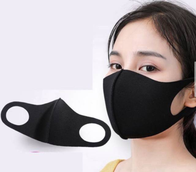 Masker Korea bahan scuba sejuk d kulit  isi 12 pcs