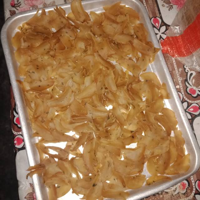 

Krupuk Qanita Well well super pedas