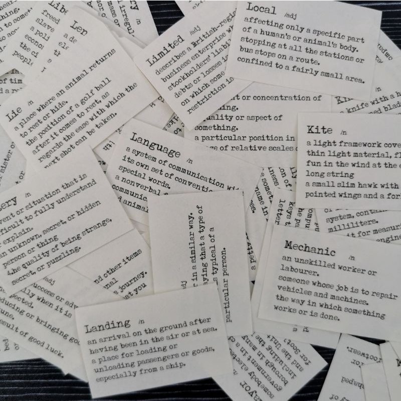 

10pcs Kertas Kata-Kata Kamus Gaya Vintage - Dictionary Paper / Words Card