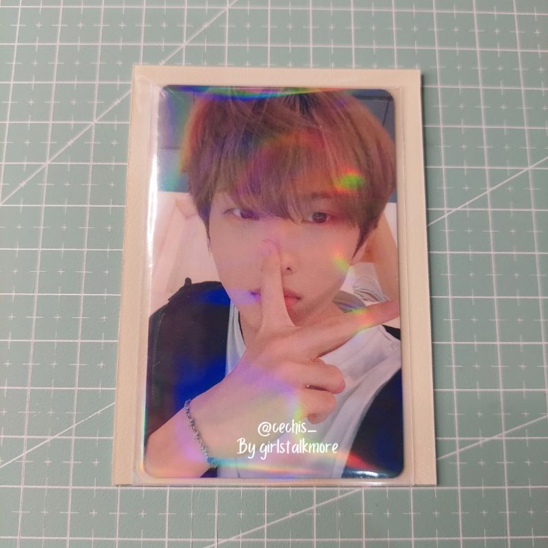 [BOOKED] JISUNG HELLO FUTURE YIZHIYU 1