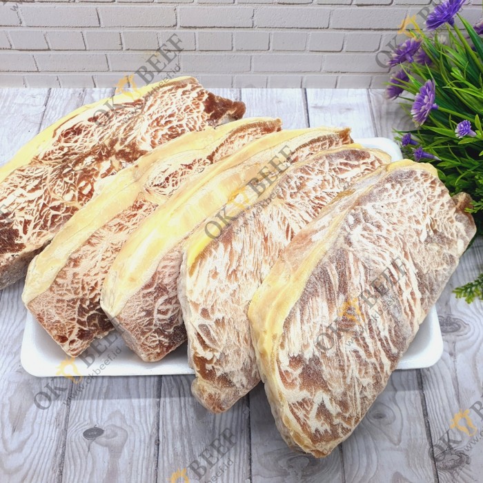 

Daging Sapi Sirloin Meltique Meltik Wagyu Steak 1kg isi 5pcs