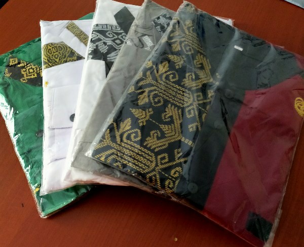 Batik Pria Kombinasi Prada Lengan Panjang Exlusive Matt Katun Oil Premium Size M L Xl