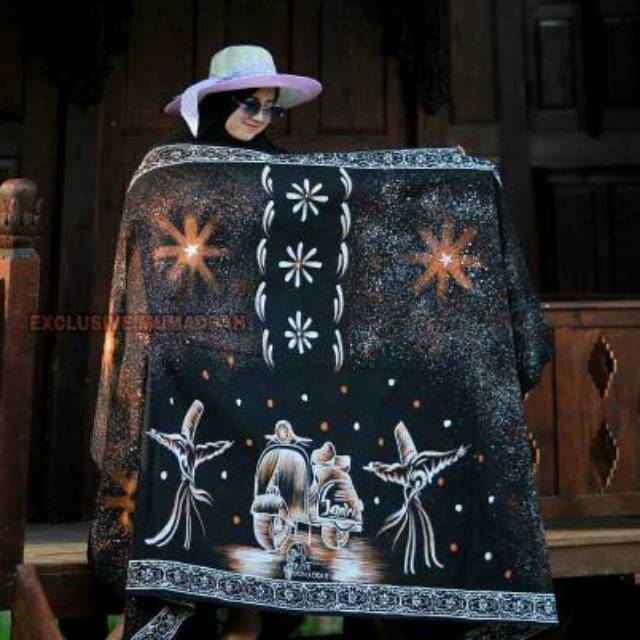 Sarung BATIK TULIS MUMADDAH motiv Vespa sufi  Bahan katun primis Gread Ukuran Besar 120 x220 4679GG