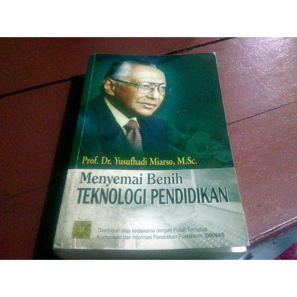 Jual Original Menyemai Benih Teknologi Pendidikan Karya Prof. Yusufhadi ...