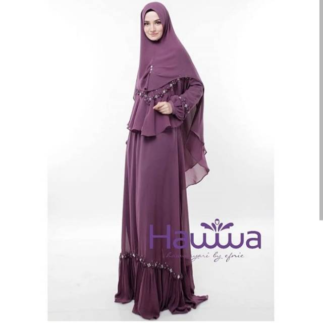 Khumaira Hawwasyari by Efni