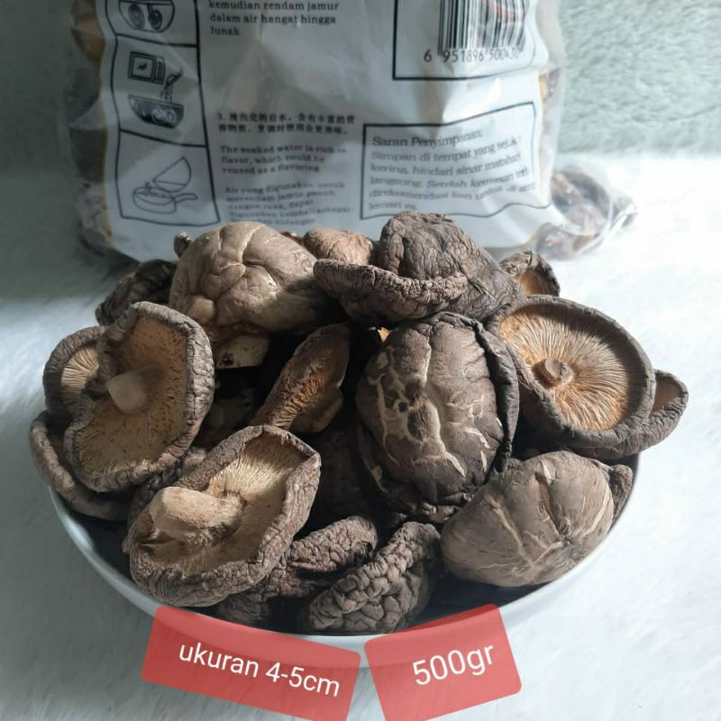 

Jamur Hioko Shitake Kering uk.4/5cm (500gram)