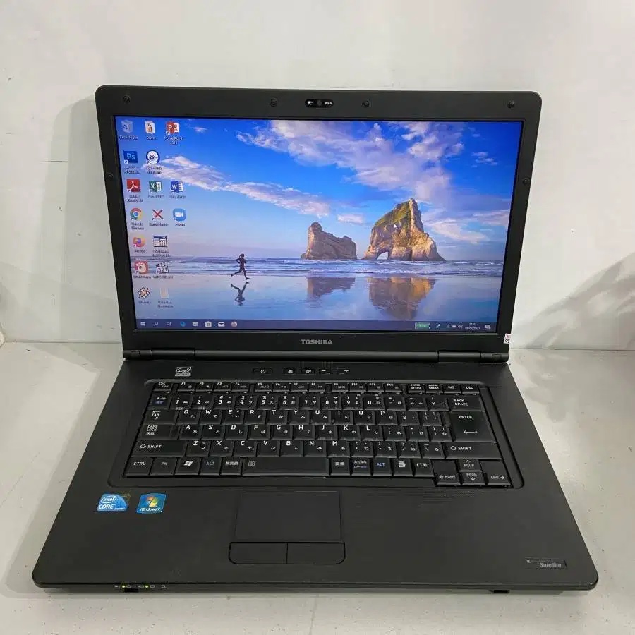 Laptop Toshiba Dynabook Ram 4gb HDD 320gb BEKAS SECOND
