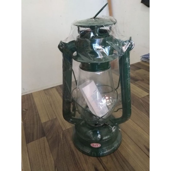 LAMPU LENTERA BAHAN BAKAR MINYAK TANAH