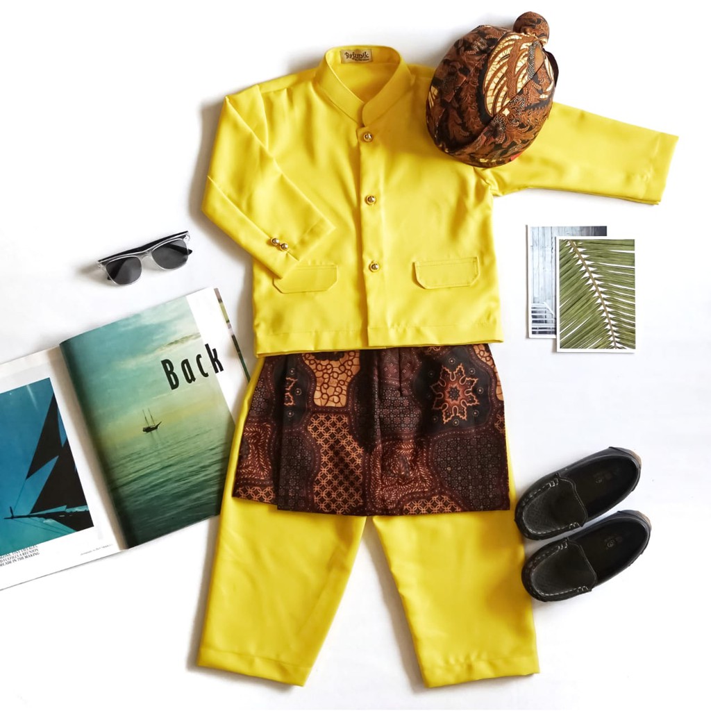 BASOFI BAJU ADAT ANAK JAWA/BAJU DALANG CILIK/PROPERTI FOTO/BAJU ADAT SOLO SIZE 8-9 TAHUN WARNA KUNIN