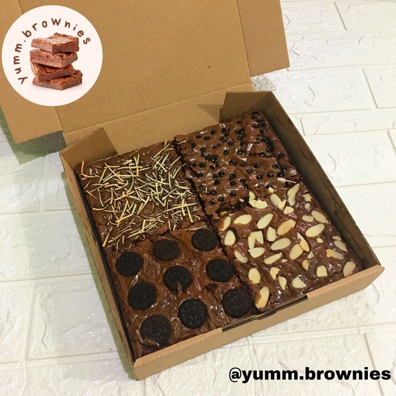 

HAMPERS Brownies tanpa potong (Medium 20x20cm)