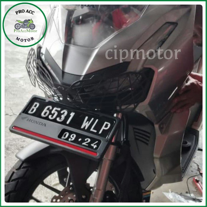 Cover Pelindung Lampu depan Honda ADV 150 ADV 160 Cover Front Guard Headlamp ADV (cod)