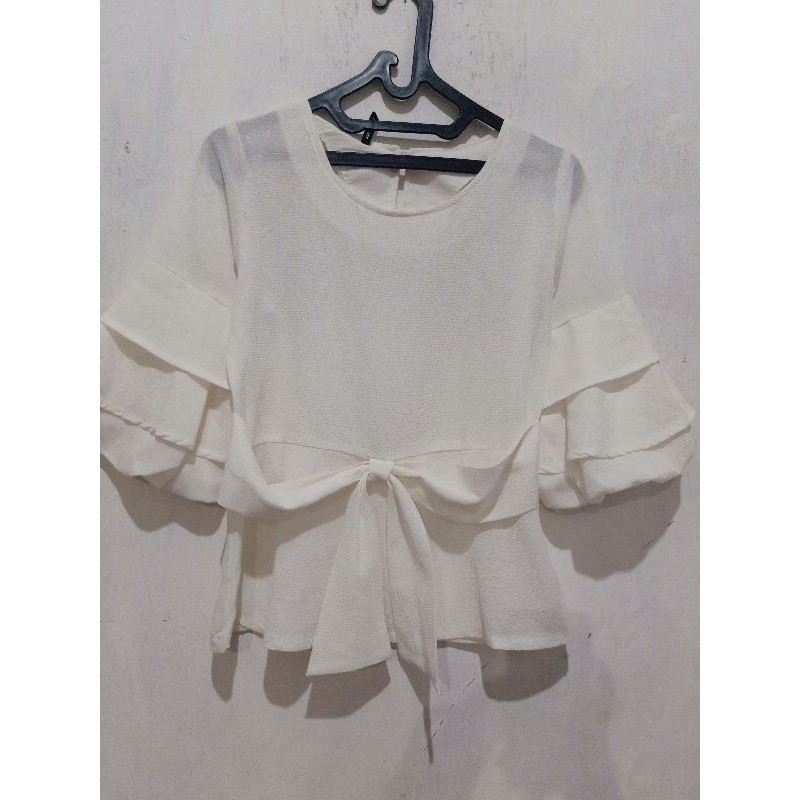 baju sixty one putih
