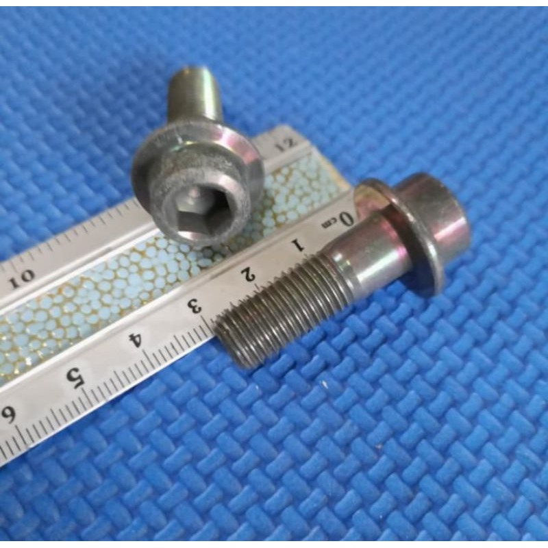 baut L8 topi atau 10x30mm
