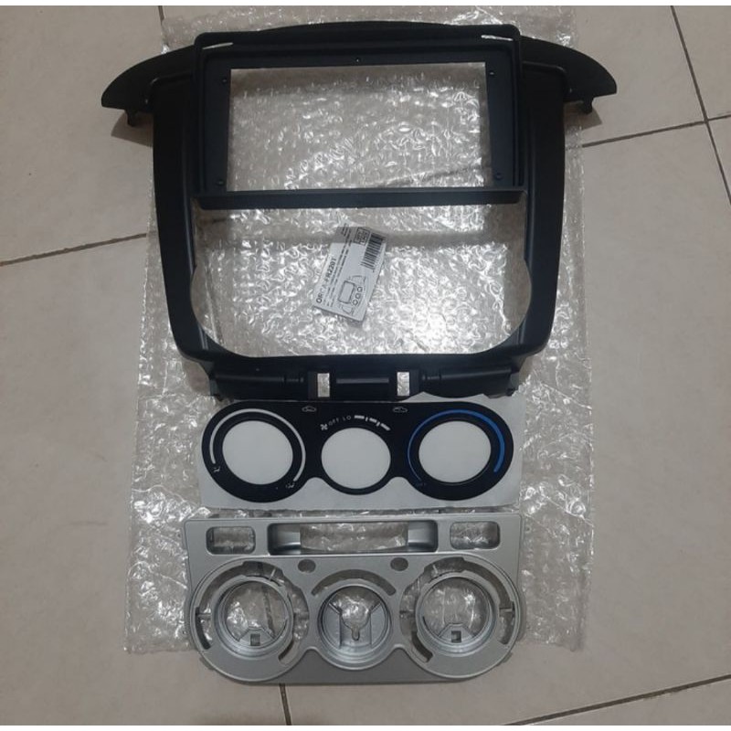 Frame Head unit innova type G 2011-2015 android 9 inch